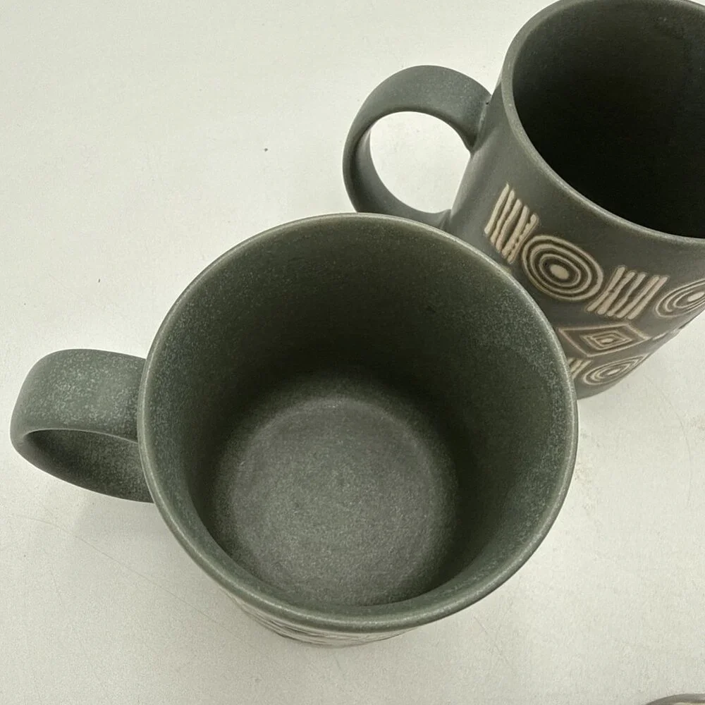 Pottery Barn Bongo Green Coffee Mug Cup Made In Japan Vintage Set 4